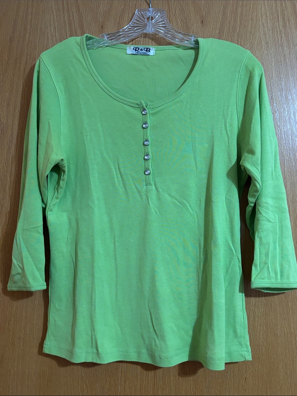 R&B Collections Women’s Lime Green 3/4 Sleeve Henley Top